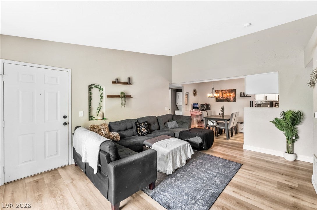 3318 N Decatur Boulevard 2083