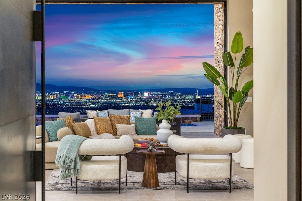 Photo of 9 Stonecutter Court, Henderson, NV 89012 (MLS # 2766717)