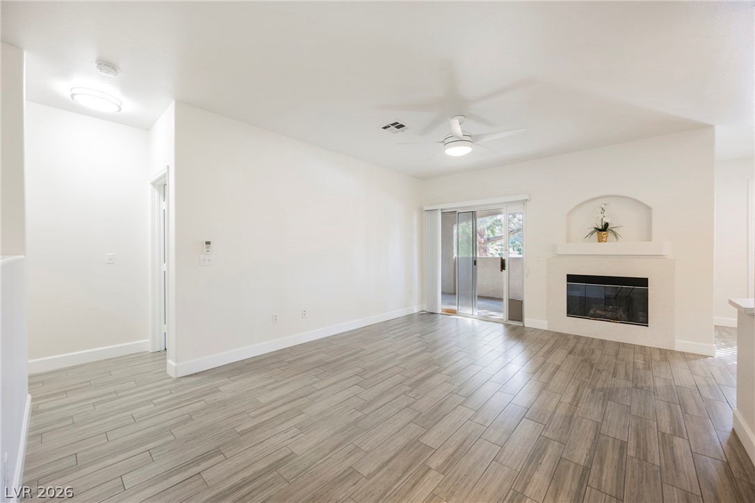 2050 W Warm Springs Road 1421