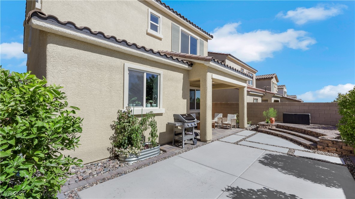 Las Vegas, Nevada 89166, United States, 3 Bedrooms Bedrooms, ,3 BathroomsBathrooms,Residential,Active,224957