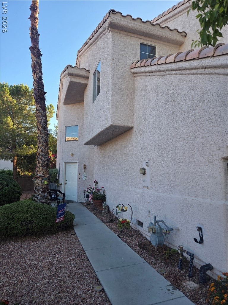 5387 Heatherbrook Circle