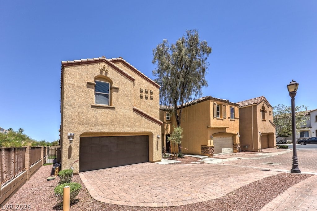 1556 Otero Valley Court