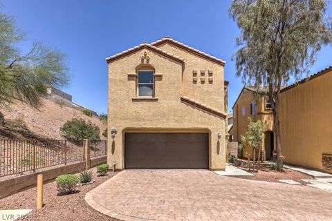 Photo of 1556 Otero Valley Court, Henderson, NV 89074 (MLS # 2785298)