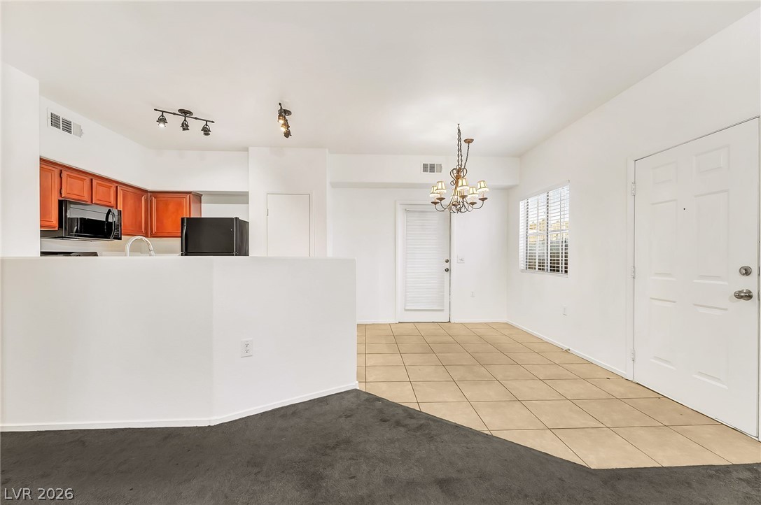 10245 S Maryland Parkway 176