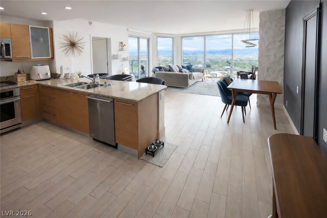 322 Karen Avenue 2802