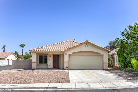 Homes For Sale - 9438 Natoma Station Place<br/> Clark County, Las Vegas, NV 89123