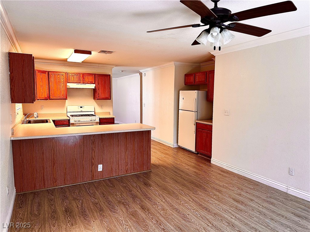 Las Vegas, Nevada 89183, United States, 3 Bedrooms Bedrooms, ,2 BathroomsBathrooms,Residential,Active,103516