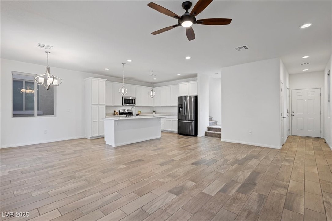 Properties 4 10554 Mann Street