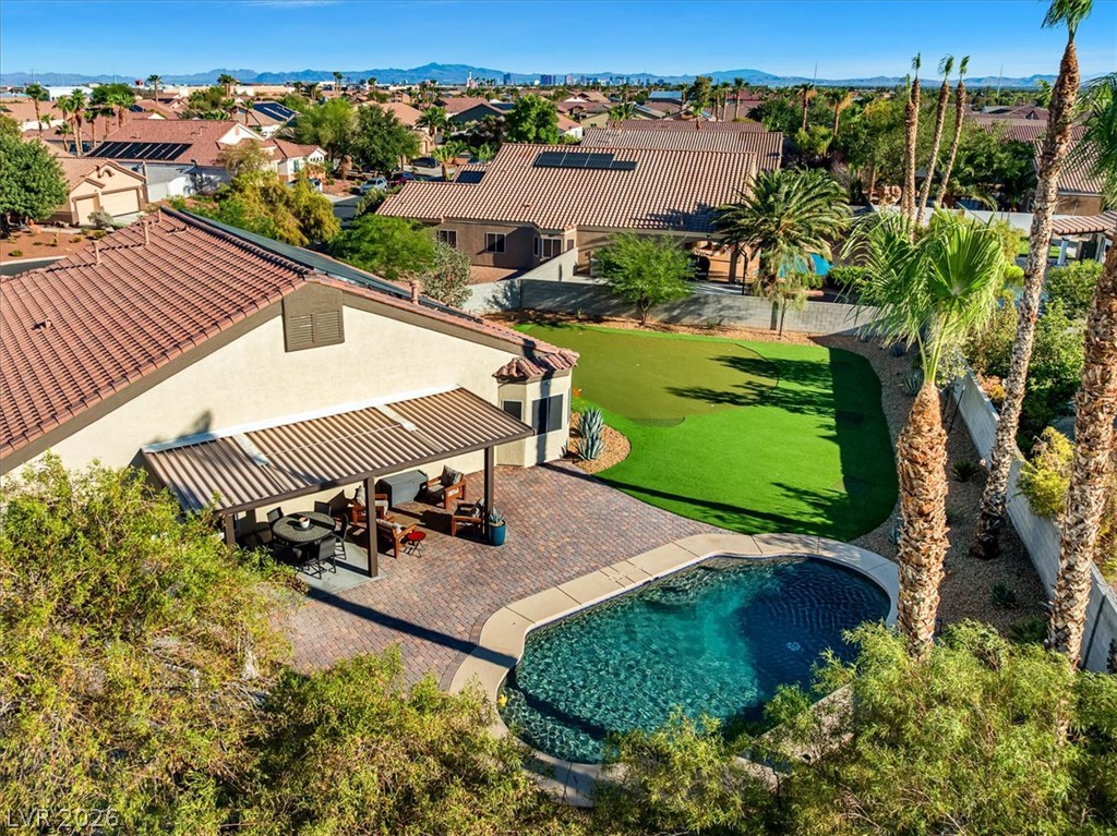 6717 Hawthorne Creek Court