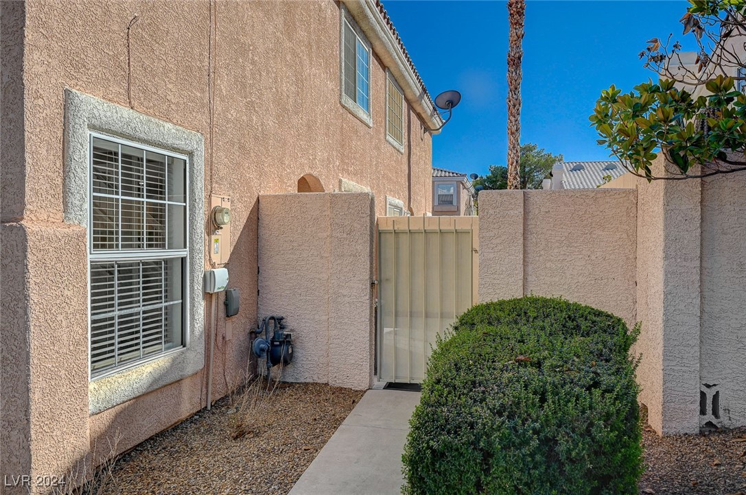 8405 Blue Island Avenue, Las Vegas, Nevada image 6