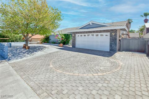 Homes For Sale - 3959 Briarcrest Court<br/> Clark County, Las Vegas, NV 89120