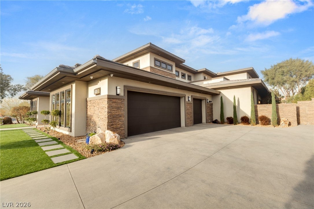 1376 Opal Valley Street
