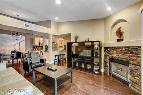 Condo For Rent - 950 Seven Hills Drive #2524<br/> Henderson, NV 89052