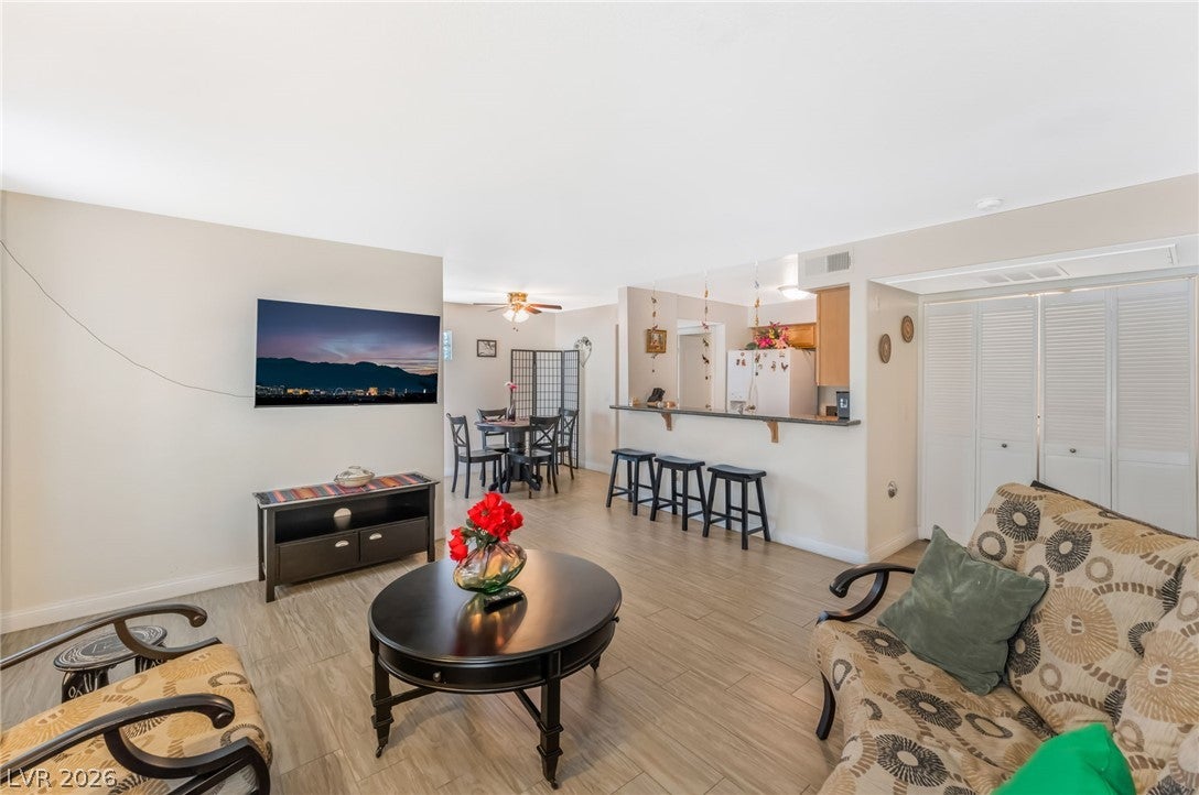 3145 E Flamingo Road 1092