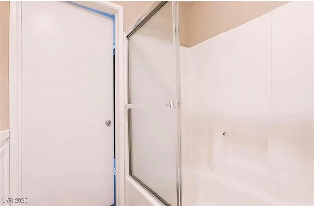 Las Vegas, Nevada 89115, United States, 1 Bedroom Bedrooms, ,1 BathroomBathrooms,Residential,Active,234420