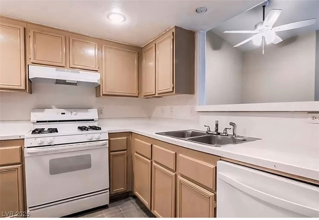 Las Vegas, Nevada 89115, United States, 1 Bedroom Bedrooms, ,1 BathroomBathrooms,Residential,Active,234420