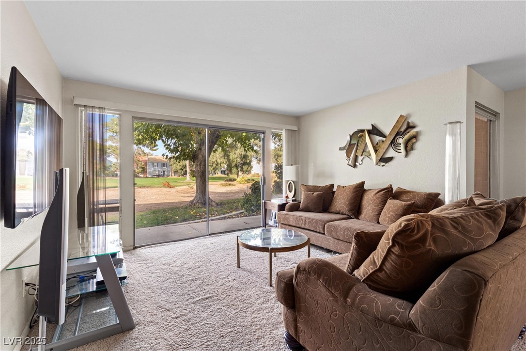 746 Oakmont Avenue 703