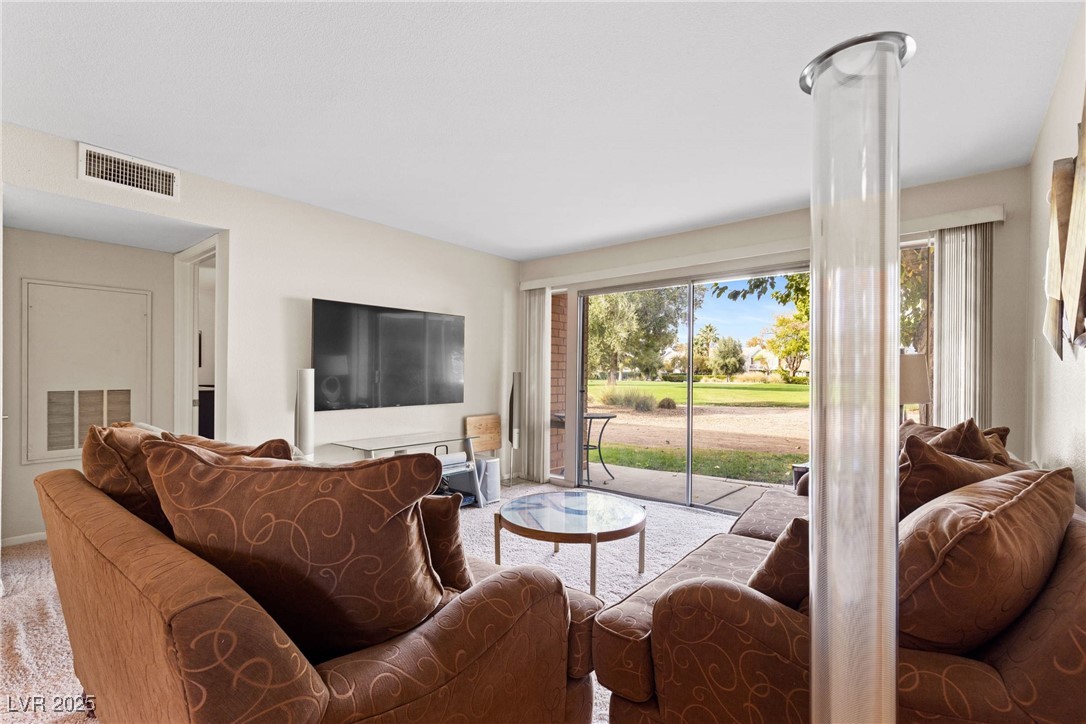 746 Oakmont Avenue 703