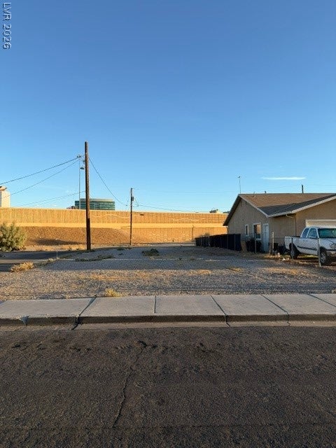610 W McWilliams Avenue
