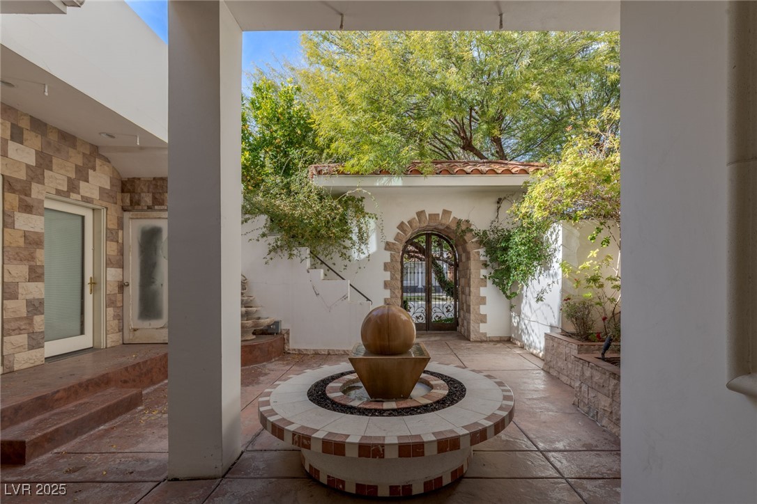 3495 Pama Lane
