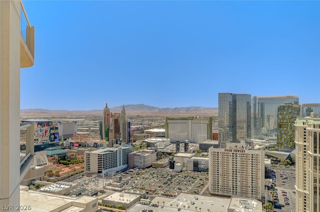 135 E Harmon Avenue 3605