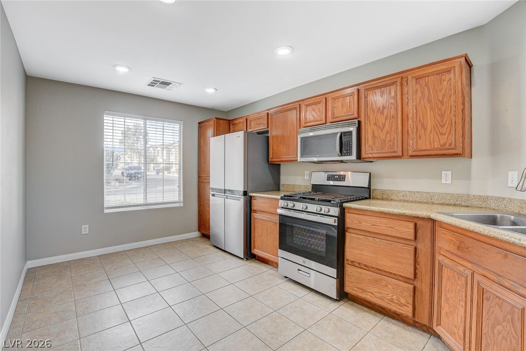 5618 Moccasin Point Street