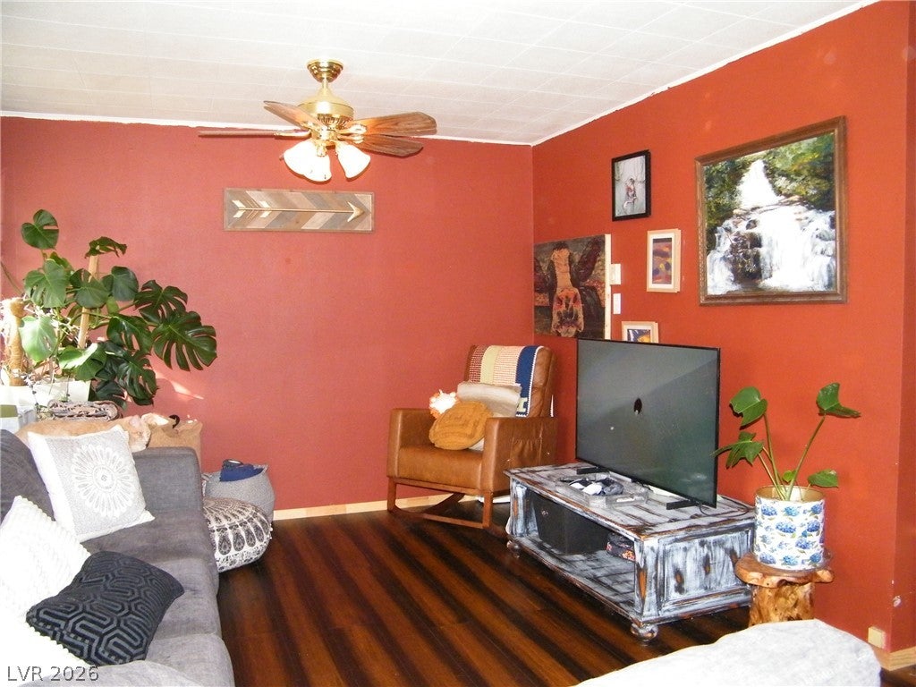 8 Connors Court