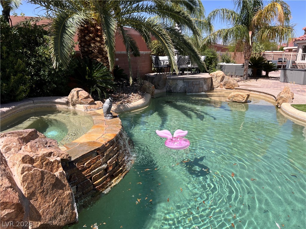 6405 Raptor Court