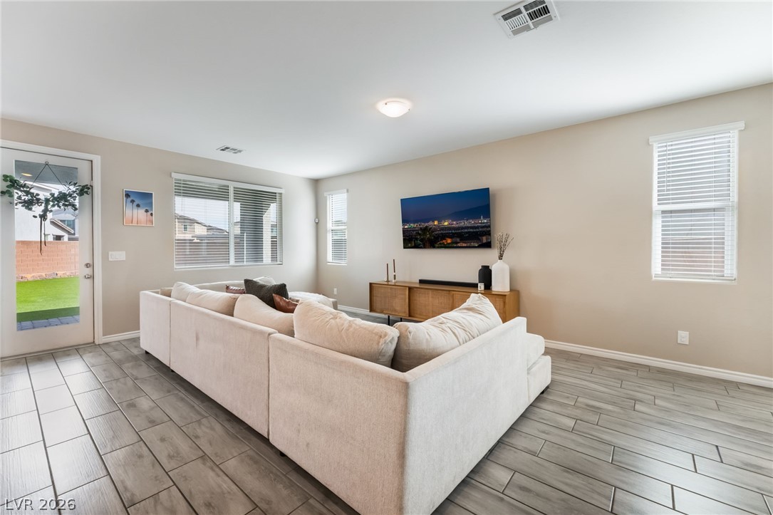 7010 Calvert Cliffs Street