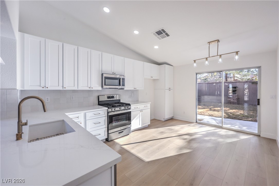 1919 Coyote Pass Way