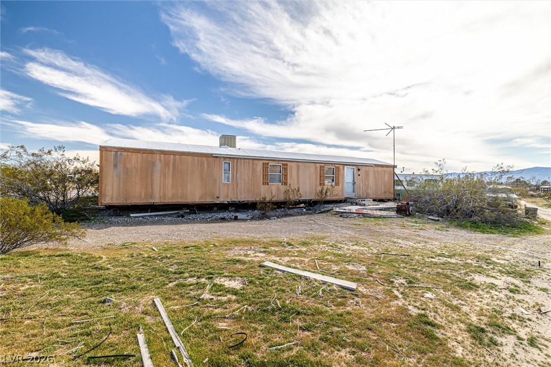 5721 E Santovito Street