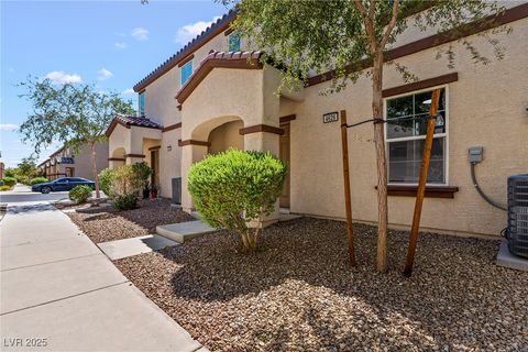 Photo of 4626 Pencester Street, Las Vegas, NV 89115 (MLS # 2727929)