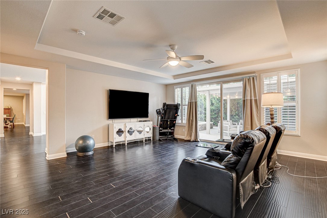 10671 Capesthorne Way, Las Vegas, Nevada image 13