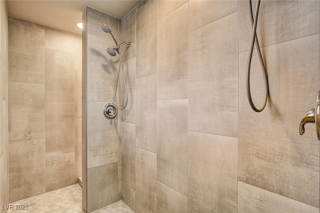 10671 Capesthorne Way, Las Vegas, Nevada image 21