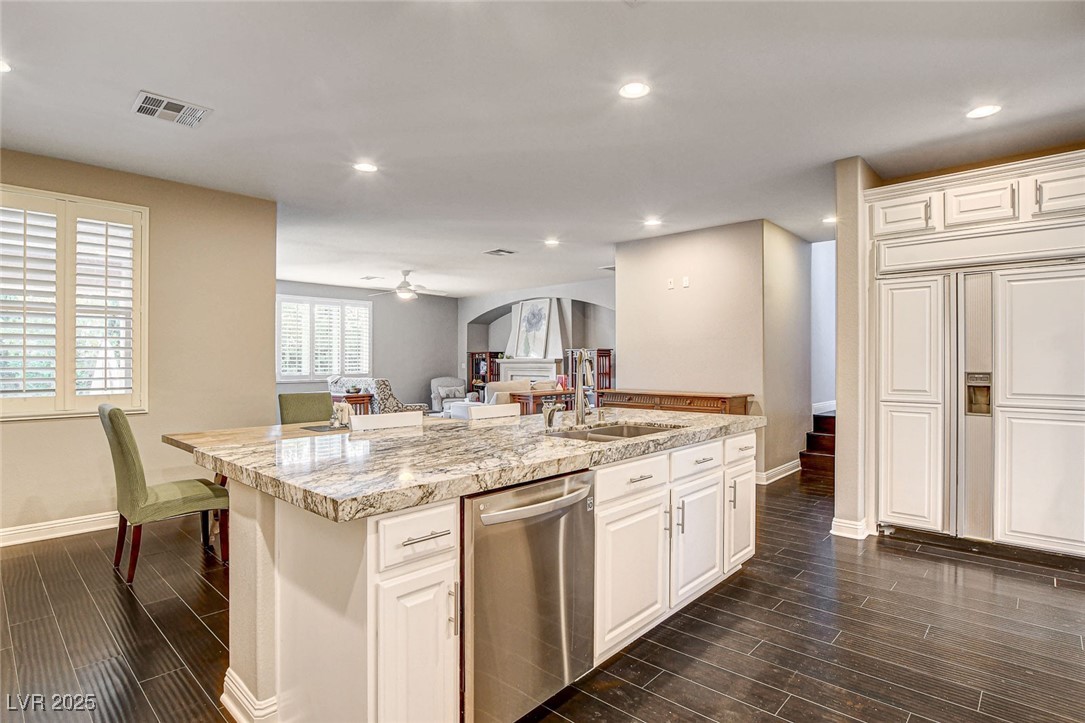 10671 Capesthorne Way, Las Vegas, Nevada image 8