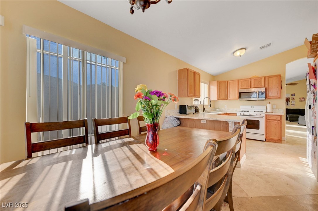 9398 Sailing Water Avenue, Las Vegas, Nevada image 12