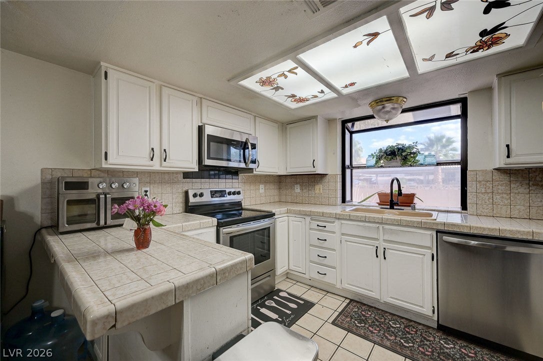 3363 Vema Drive