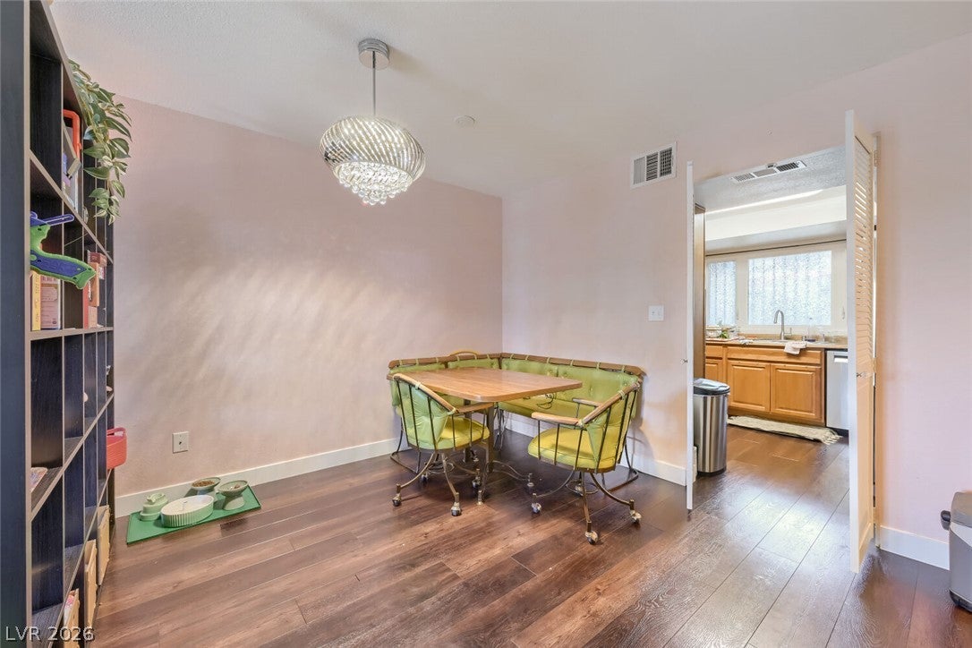 2844 Calle Del Oro