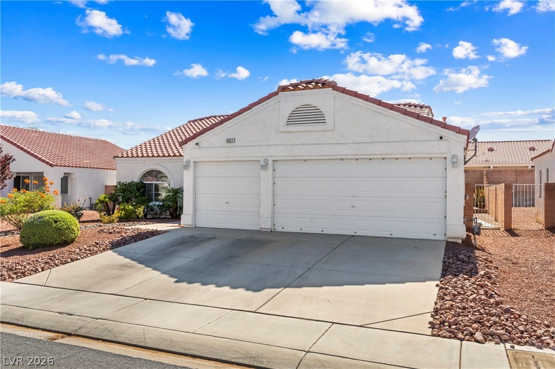 4627 Gleaming Meadows Street