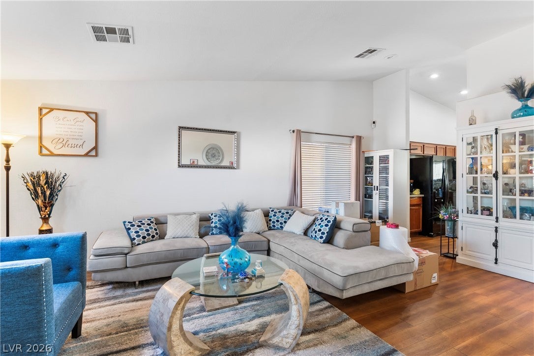 4627 Gleaming Meadows Street
