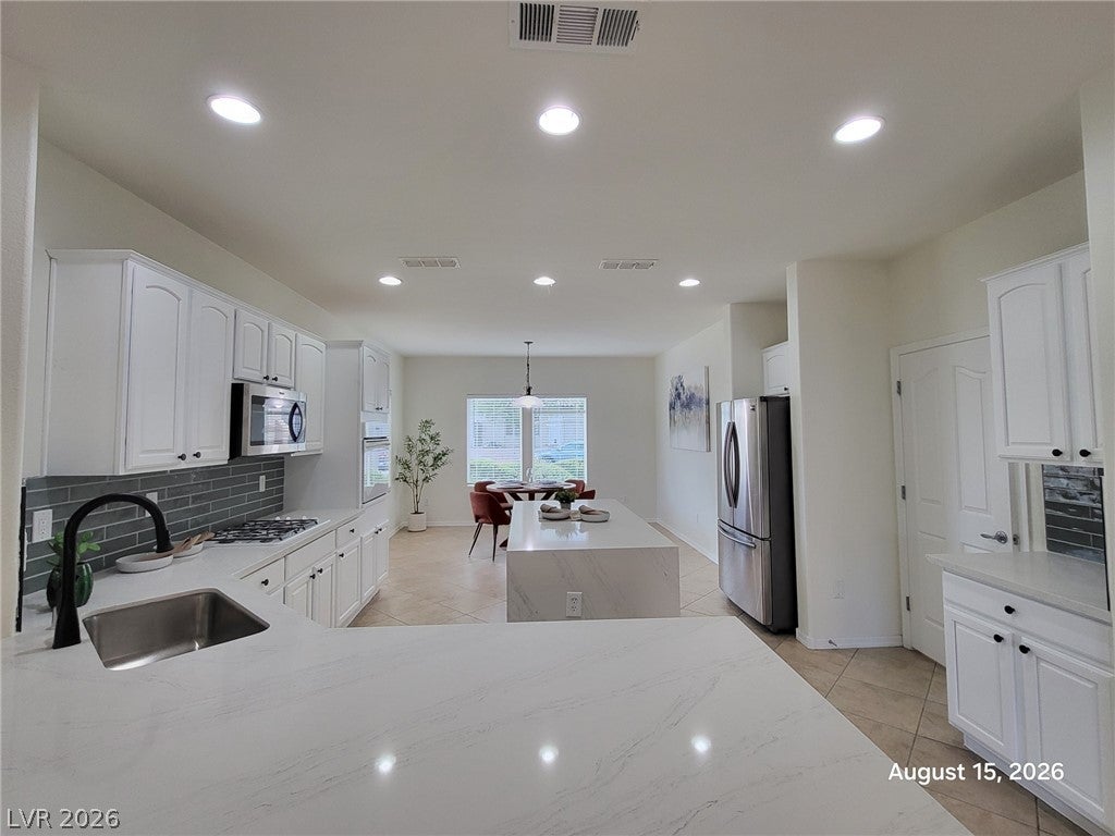 2116 Twin Falls Drive