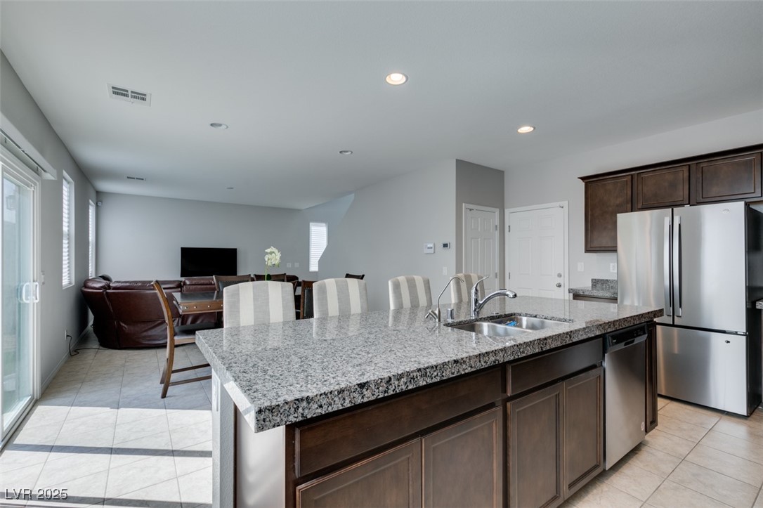 4642 Chirping Street