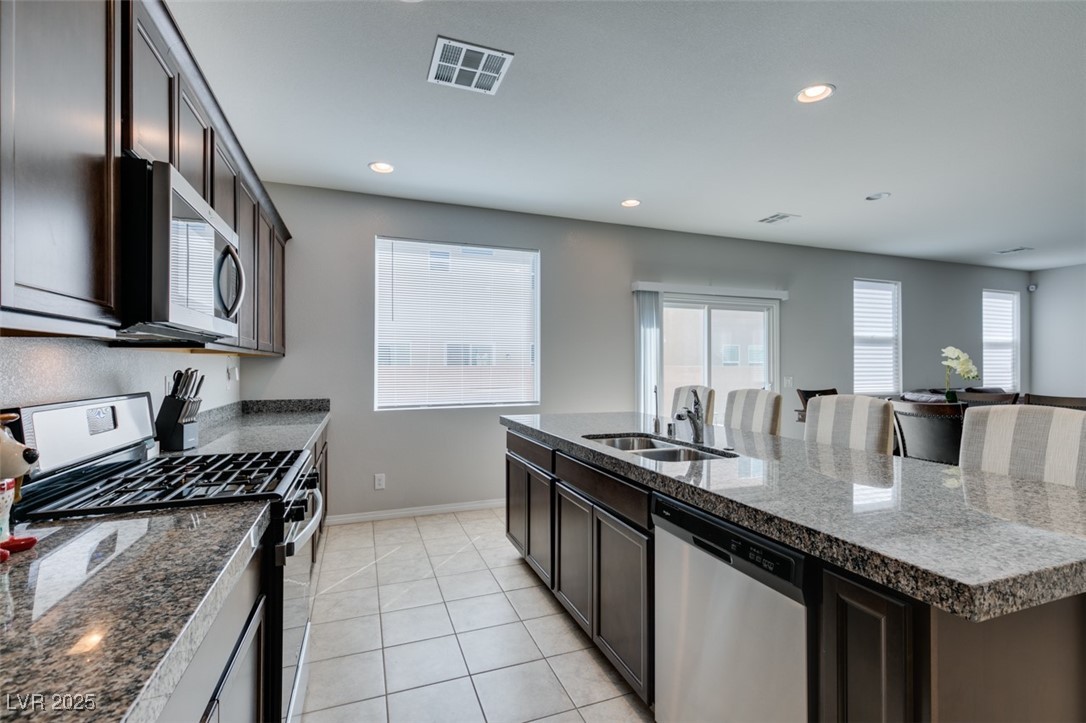 4642 Chirping Street