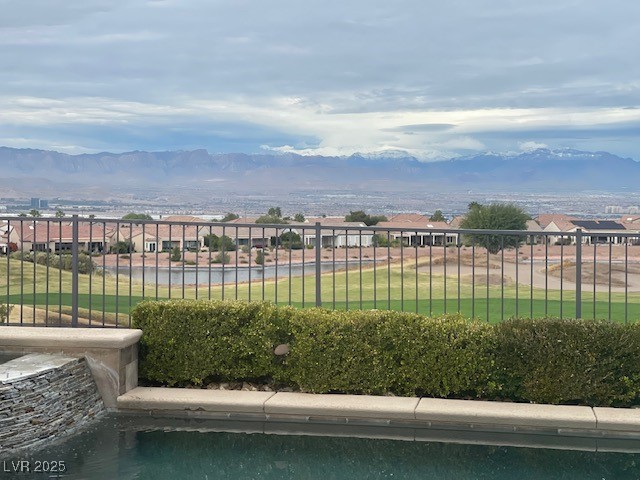 2594 Portsmouth Creek Avenue