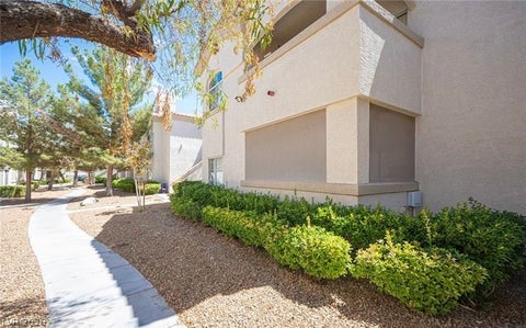 Condo For Rent - 6480 Annie Oakley Drive #213<br/> Las Vegas, NV 89120