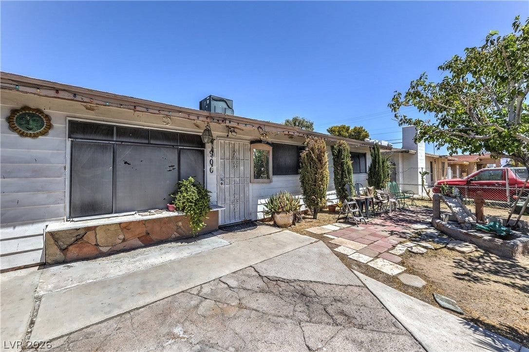 900 Taylor Avenue