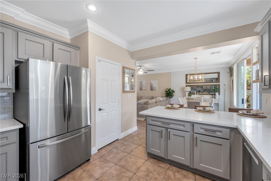 9465 Perennial View Avenue, Las Vegas, Nevada image 37