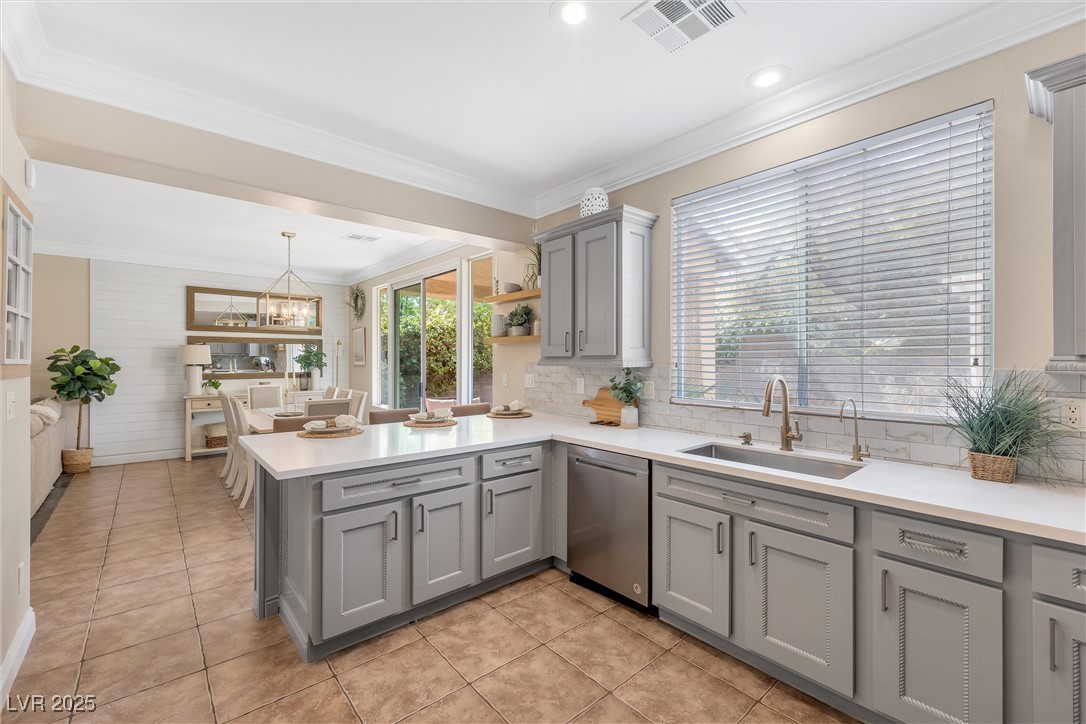 9465 Perennial View Avenue, Las Vegas, Nevada image 35