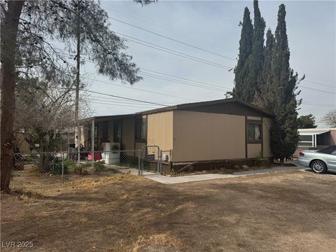 4252 Orangeblossom Street Las Vegas NV 89108