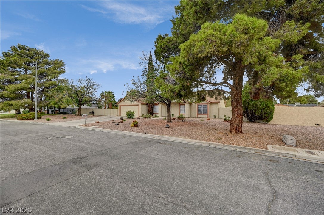 4618 Black Stallion Avenue